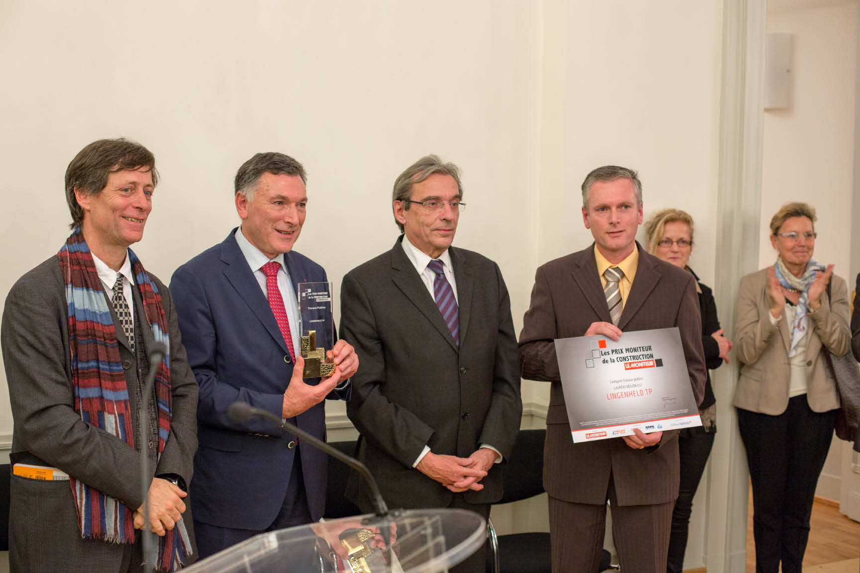 La remise du prix à la CCI de Strasbourg et du Bas Rhin. Georges Lingenheld entouré de Laurent Miguet (à gauche) et de Roland Ries © Christophe Soudier